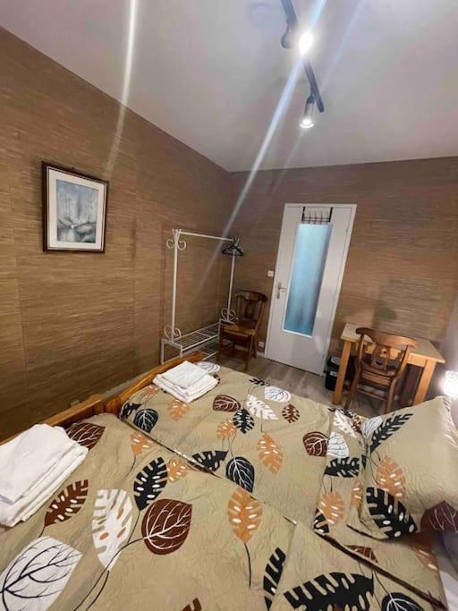 Appartement 3 Pieces Pour 1 A 5 Voyageurs Rillieux-la-Pape Exterior photo