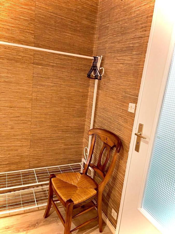 Appartement 3 Pieces Pour 1 A 5 Voyageurs Rillieux-la-Pape Exterior photo